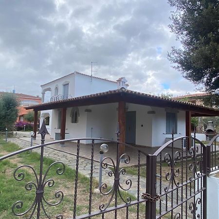 San Teodoro Centro Villa Bagian luar foto