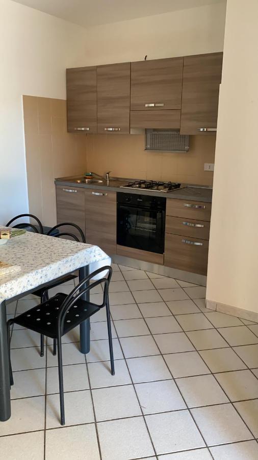 San Teodoro Centro Villa Bagian luar foto