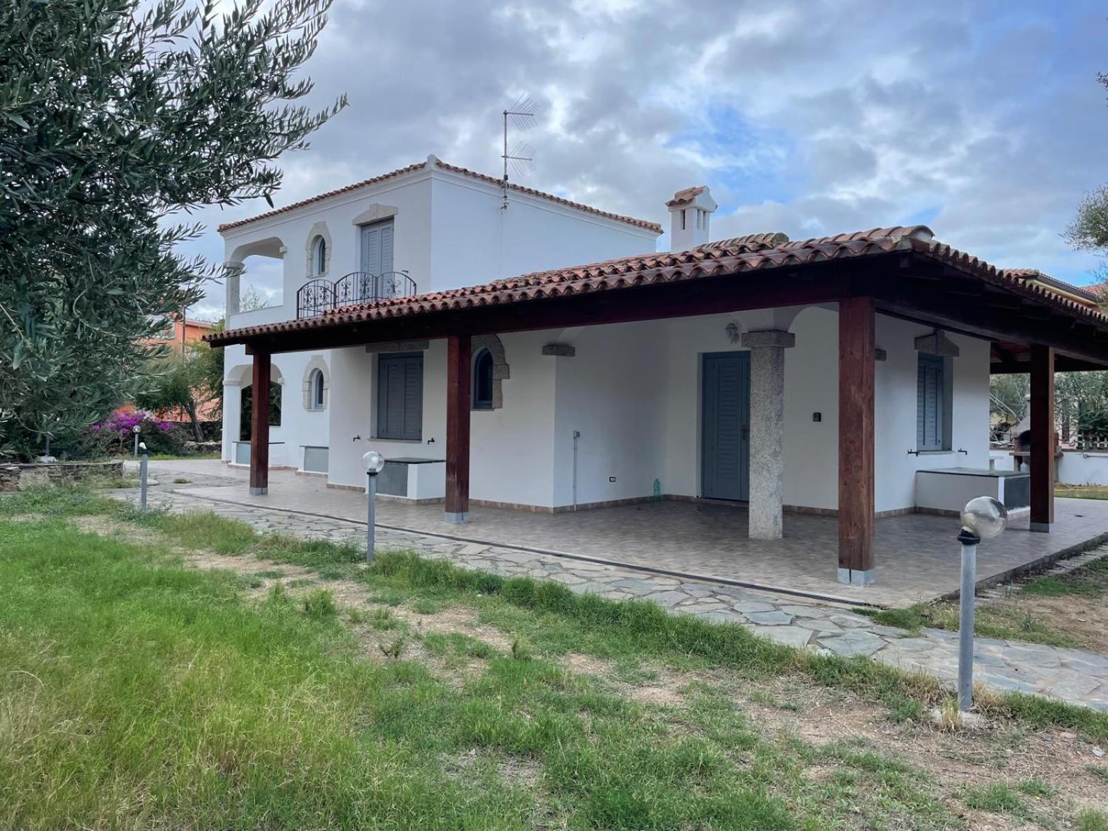 San Teodoro Centro Villa Bagian luar foto